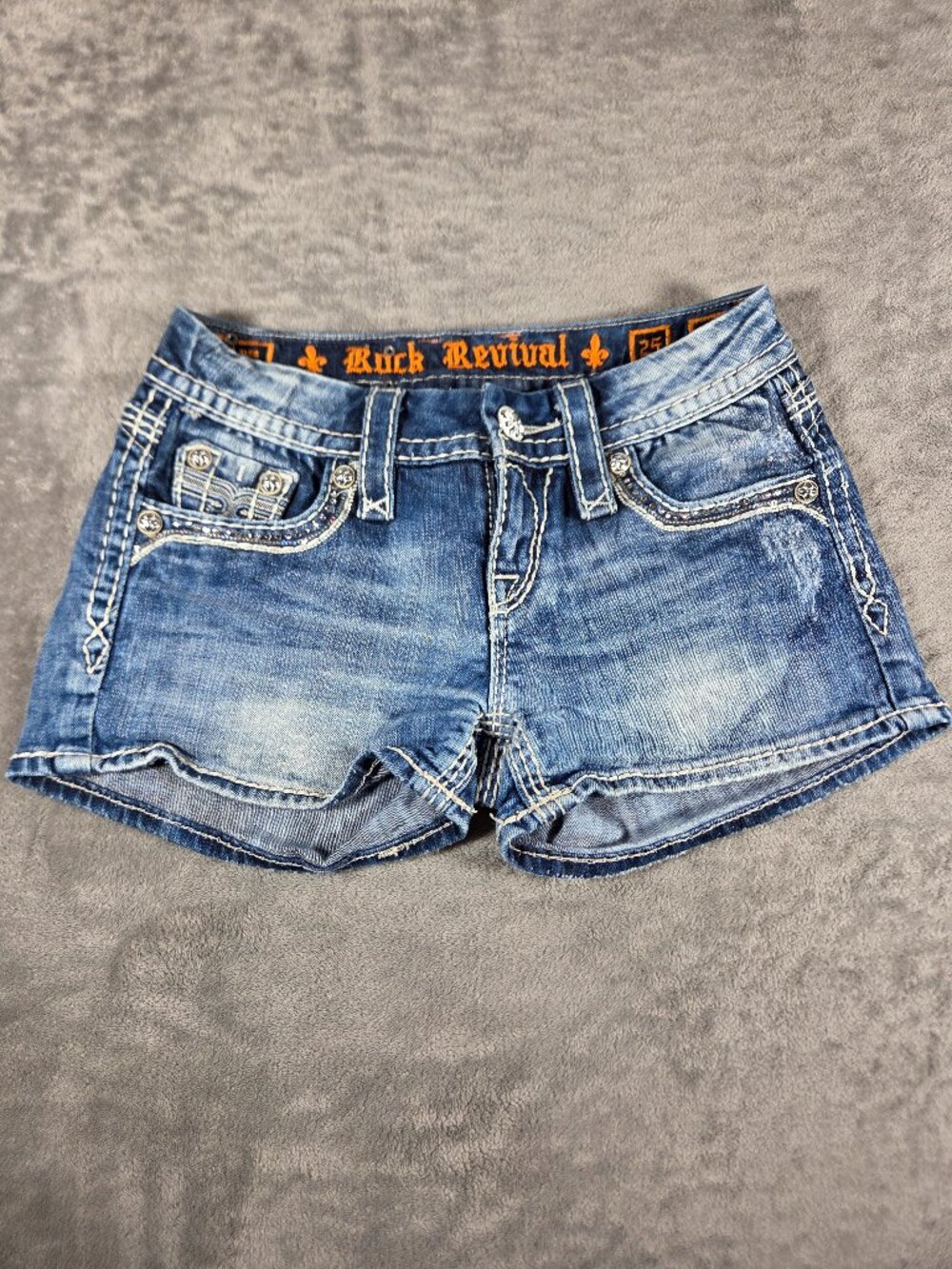 Rock Revival Karla Distressed Denim Short Size 25